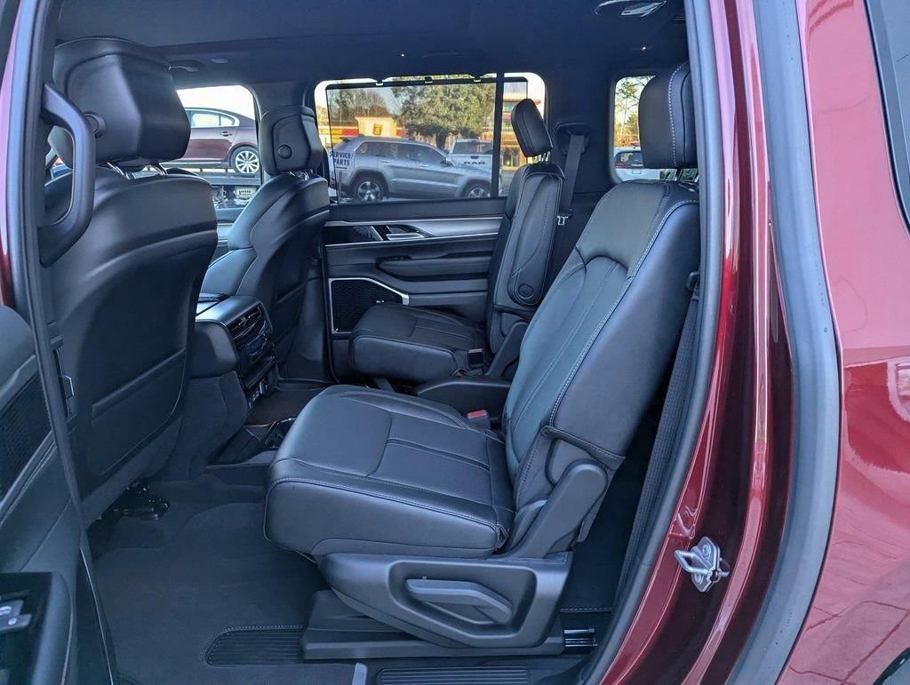 New 2026 Jeep Grand Wagoneer L Limited image 14