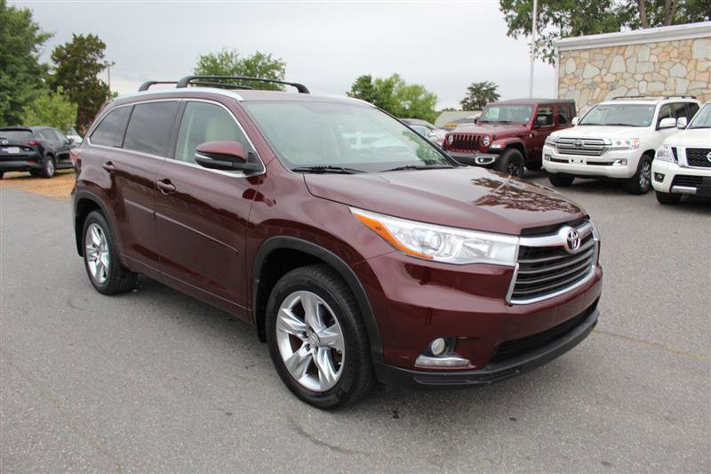 Used 2015 Toyota Highlander Limited AWD/4WD image 9