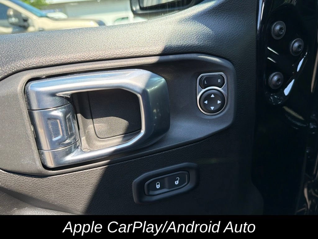Used 2026 Jeep Gladiator Mojave AWD/4WD image 14