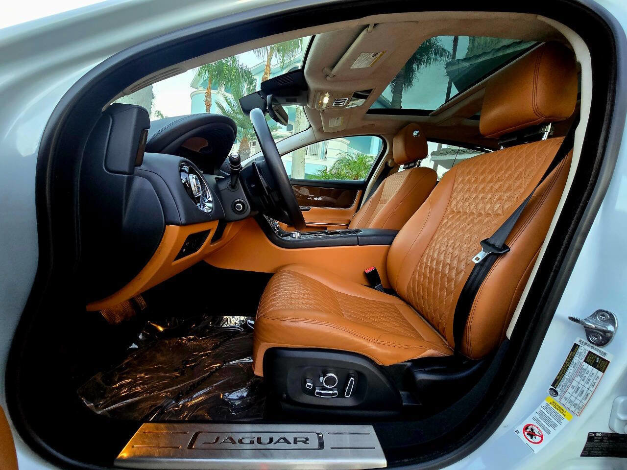 Used 2019 Jaguar XJ L Supercharged image 20