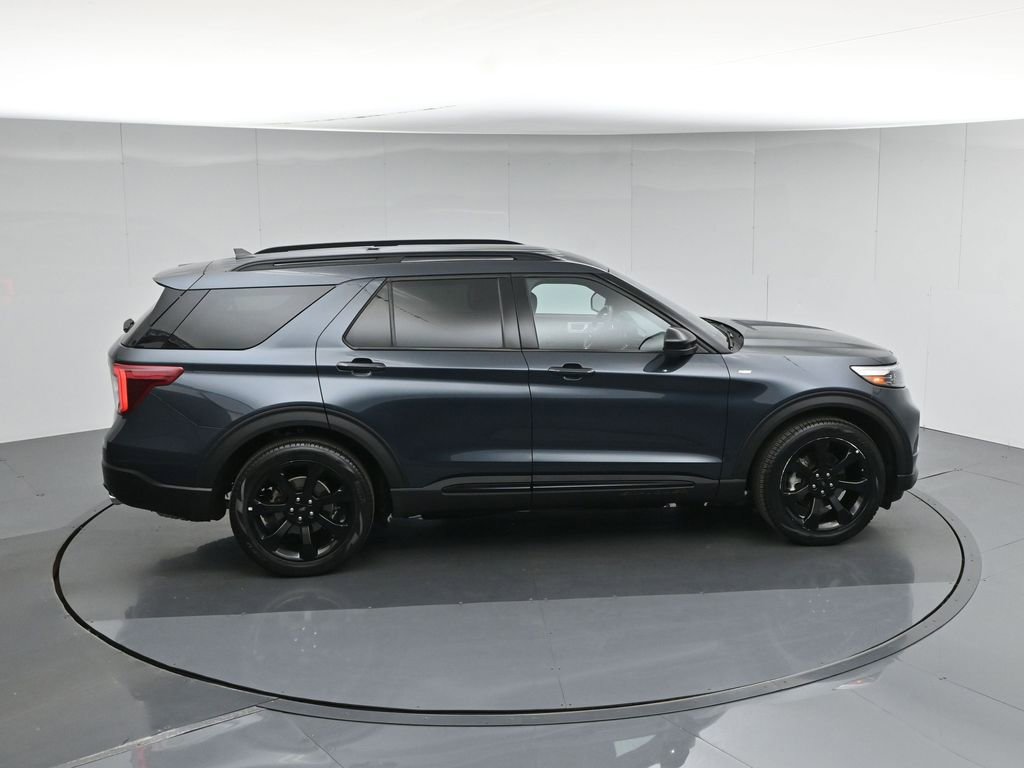 Used 2023 Ford Explorer ST-Line w/ Class IV Trailer Tow Package image 42