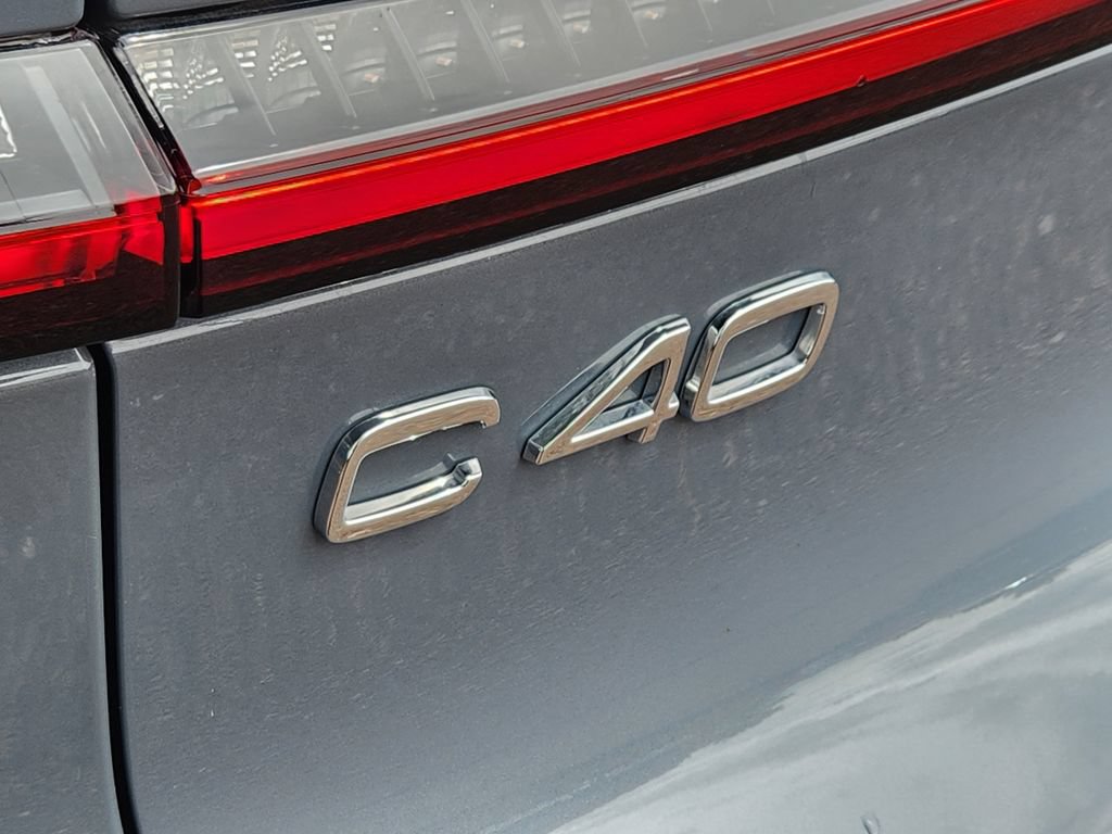 Used 2023 Volvo C40 P8 Recharge Plus AWD/4WD image 31
