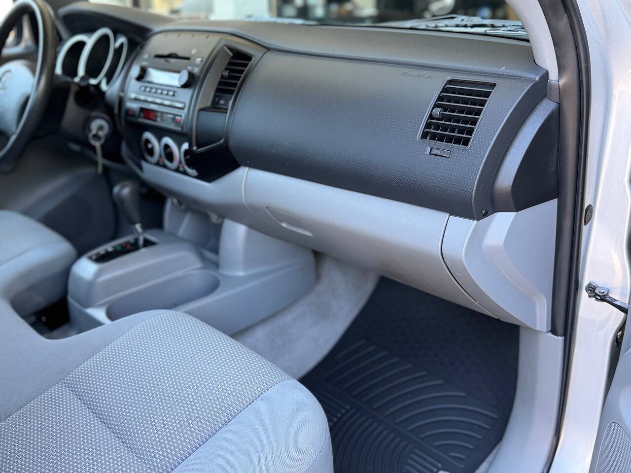 Used 2008 Toyota Tacoma 2WD Regular Cab image 27