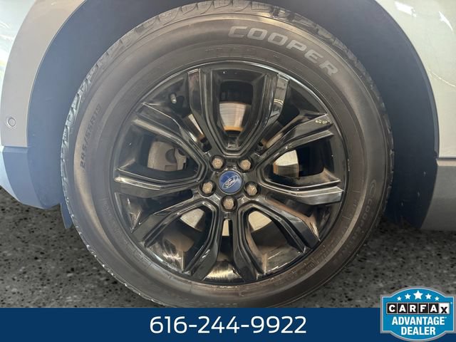 Used 2020 Ford Edge Titanium w/ Equipment Group 301A AWD/4WD image 23