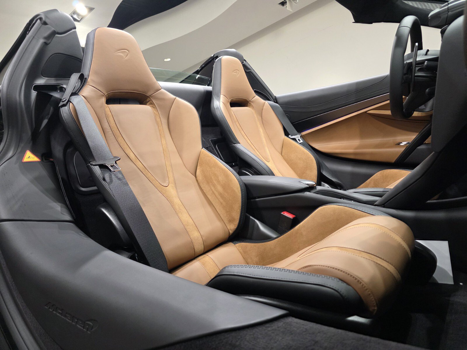 New 2027 McLaren 750S Spider RWD image 22