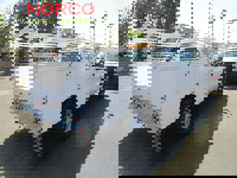 Used 2015 Ford F350 XL w/ Power Equipment Group image 4