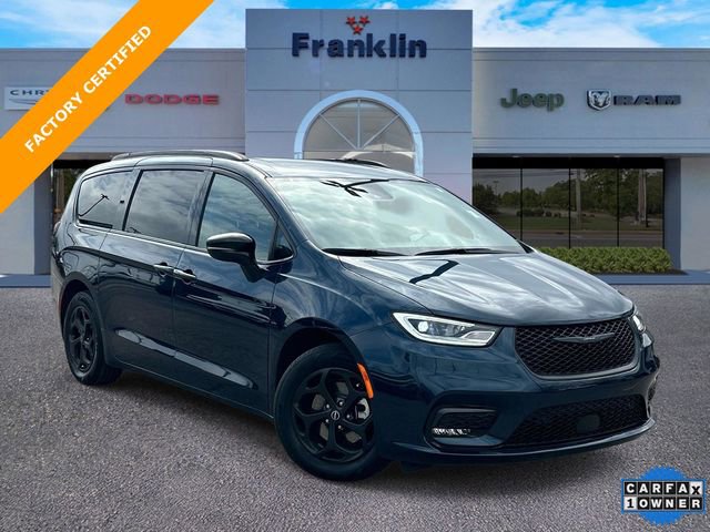 Used 2025 Chrysler Pacifica Premium FWD image 1