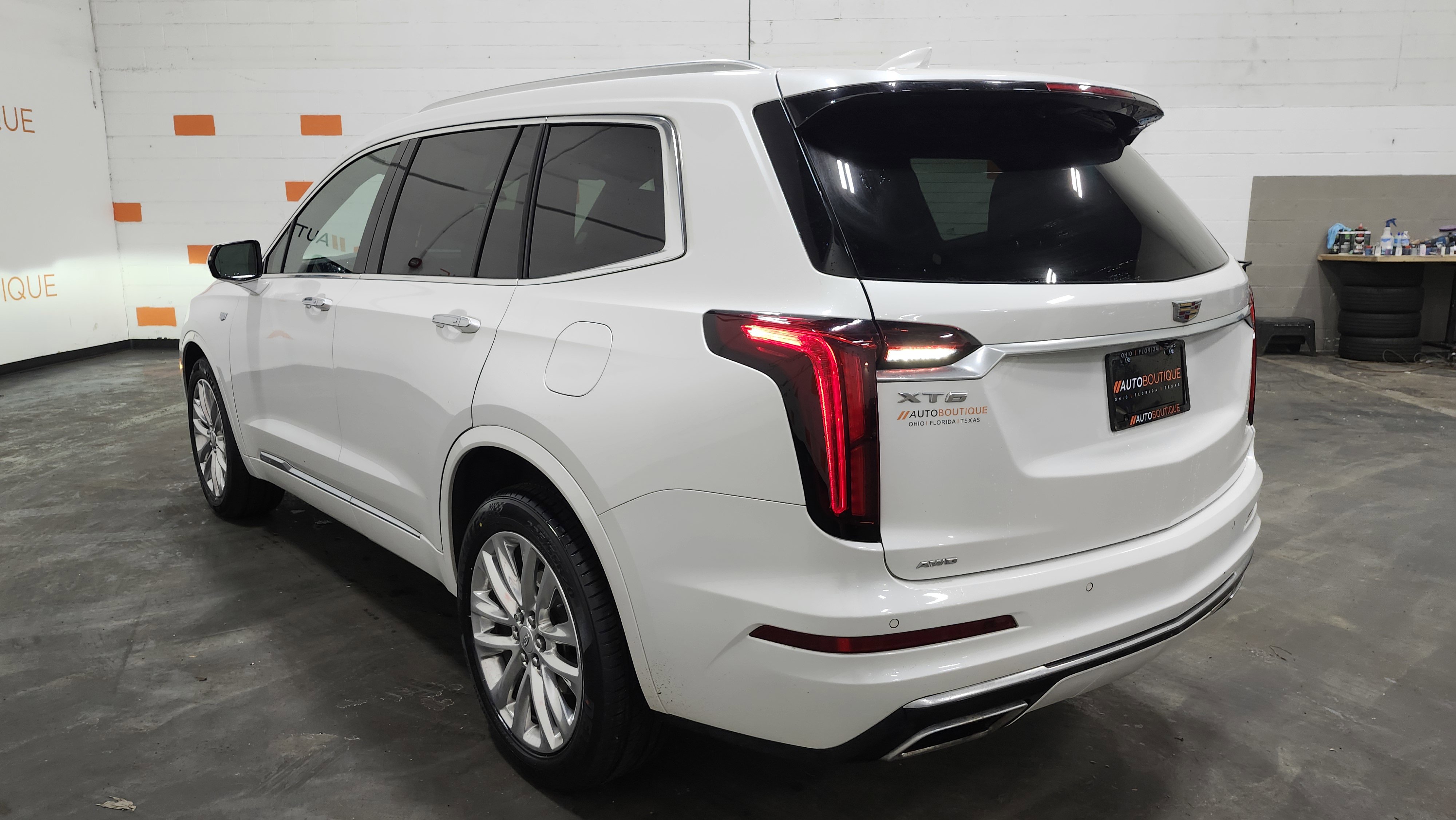 Used 2021 Cadillac XT6 Premium Luxury image 16