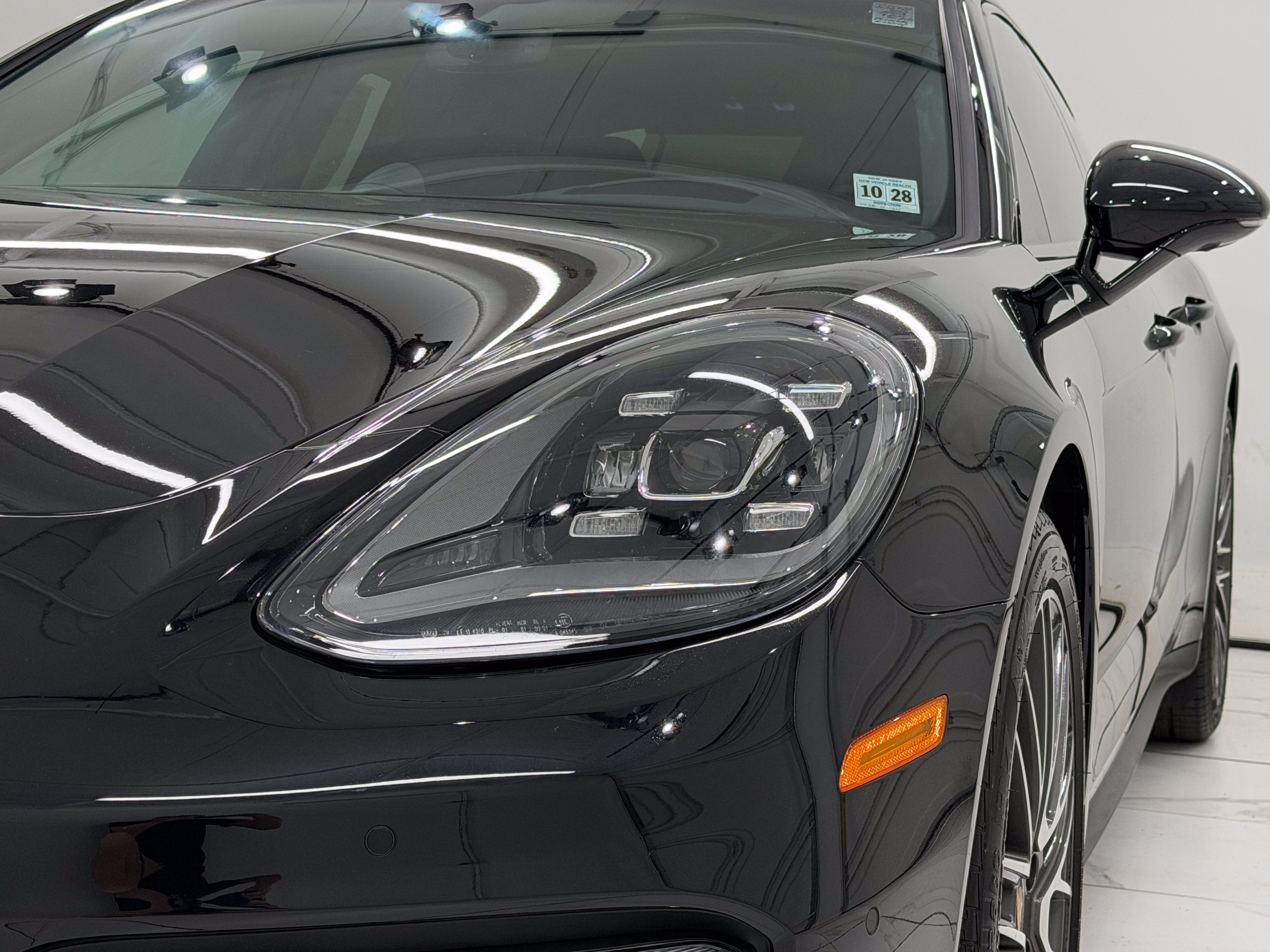 Certified 2023 Porsche Panamera 4 Platinum Edition AWD/4WD image 16