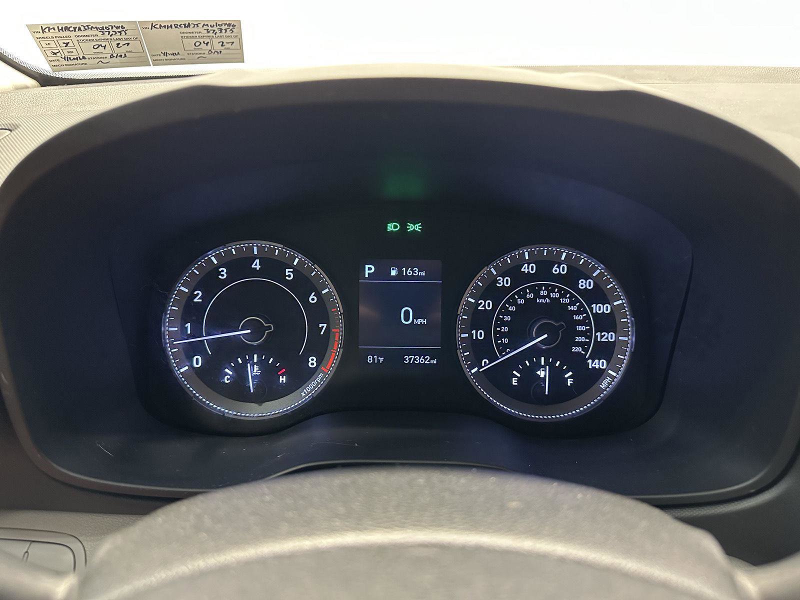 Certified 2021 Hyundai Venue SEL FWD image 18