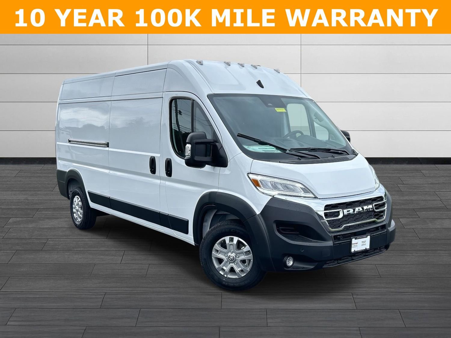 New 2025 RAM ProMaster 2500 w/ Quick Order Package 22G SLT