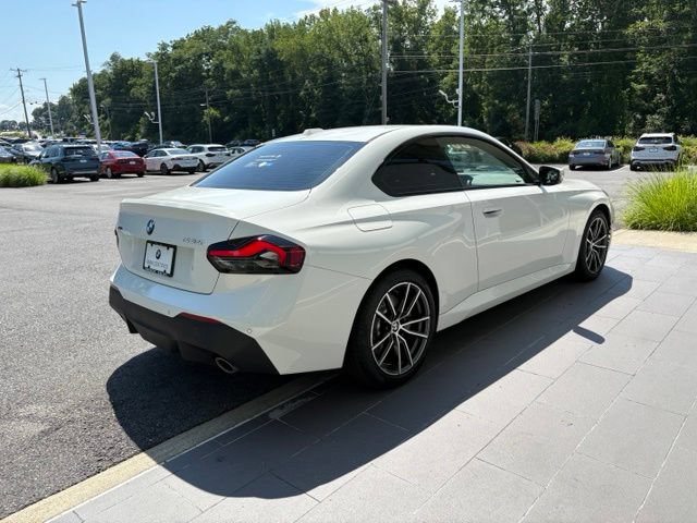 Used 2023 BMW 230i xDrive Coupe w/ Premium Package AWD/4WD image 7