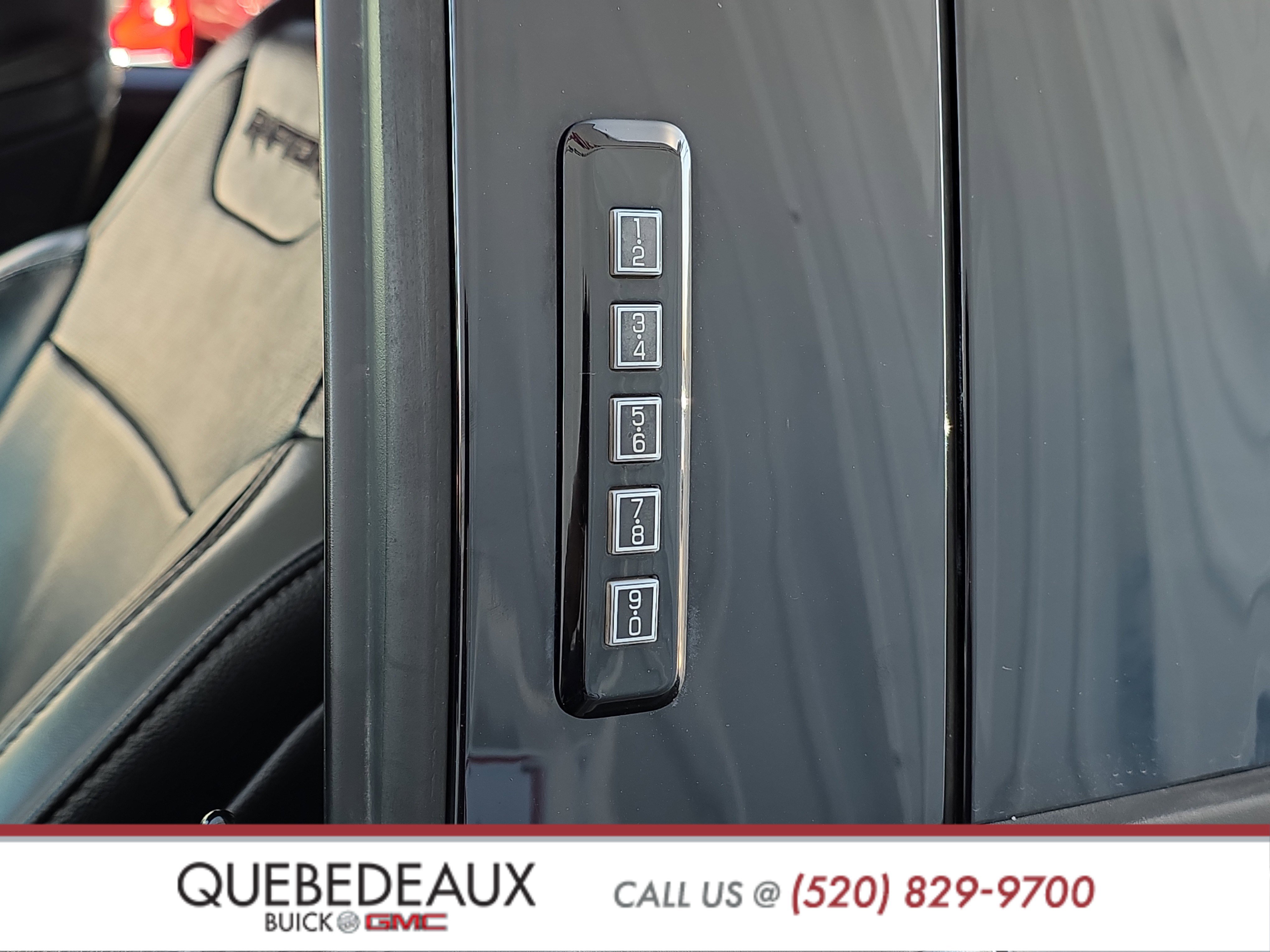 Used 2017 Ford F150 Raptor w/ Equipment Group 802A Luxury AWD/4WD image 6