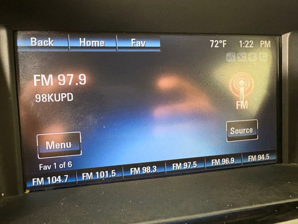 Used 2015 Chevrolet Cruze LT w/ Technology Package image 26