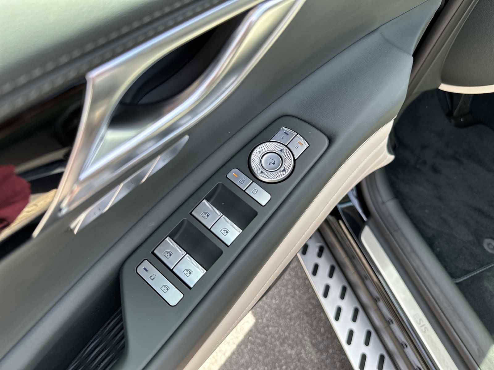 New 2026 Genesis GV80 2.5T RWD image 15