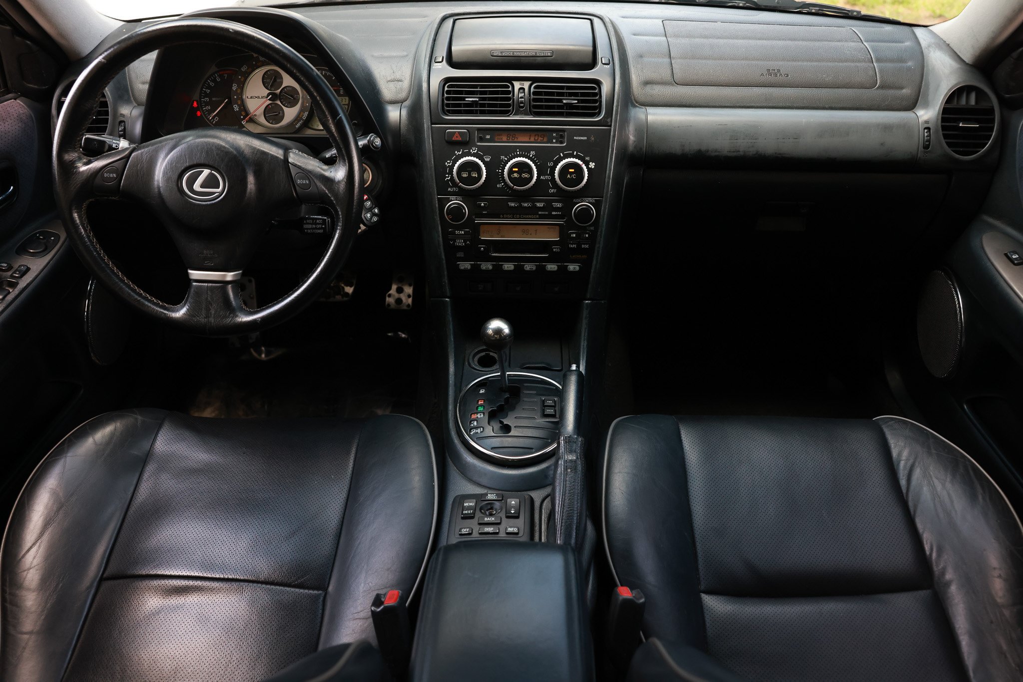 Used 2004 Lexus IS 300 RWD image 25