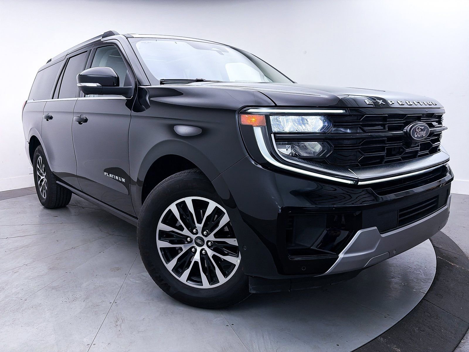 Used 2025 Ford Expedition Max Platinum image 14