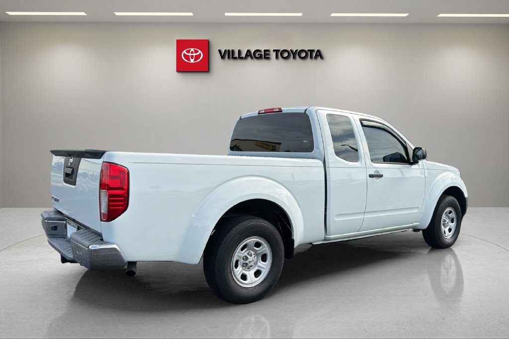 Used 2014 Nissan Frontier S w/ S Preferred Package RWD image 5