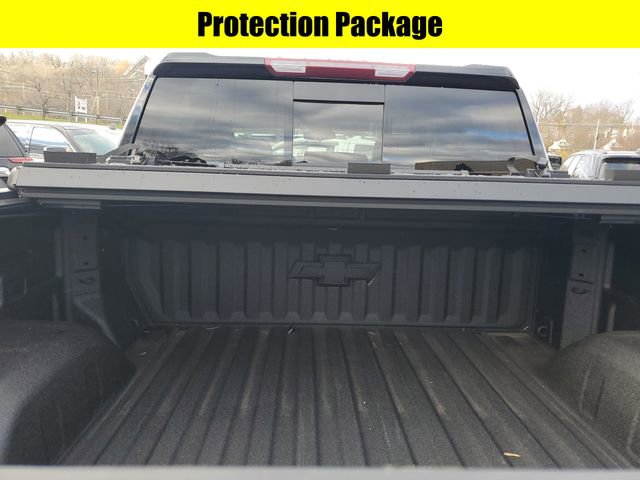 Used 2025 Chevrolet Silverado 1500 LT Trail Boss w/ Convenience Package II image 8