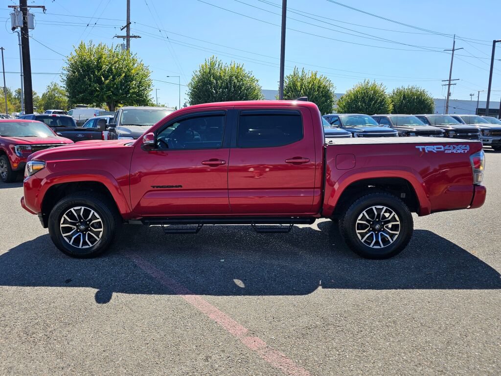 Used 2020 Toyota Tacoma TRD Sport w/ Technology Package AWD/4WD image 8