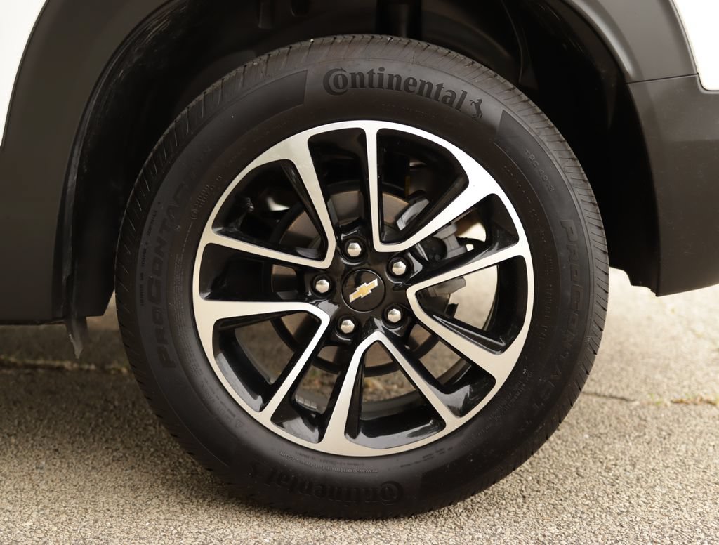 Used 2025 Chevrolet TrailBlazer LT FWD image 33