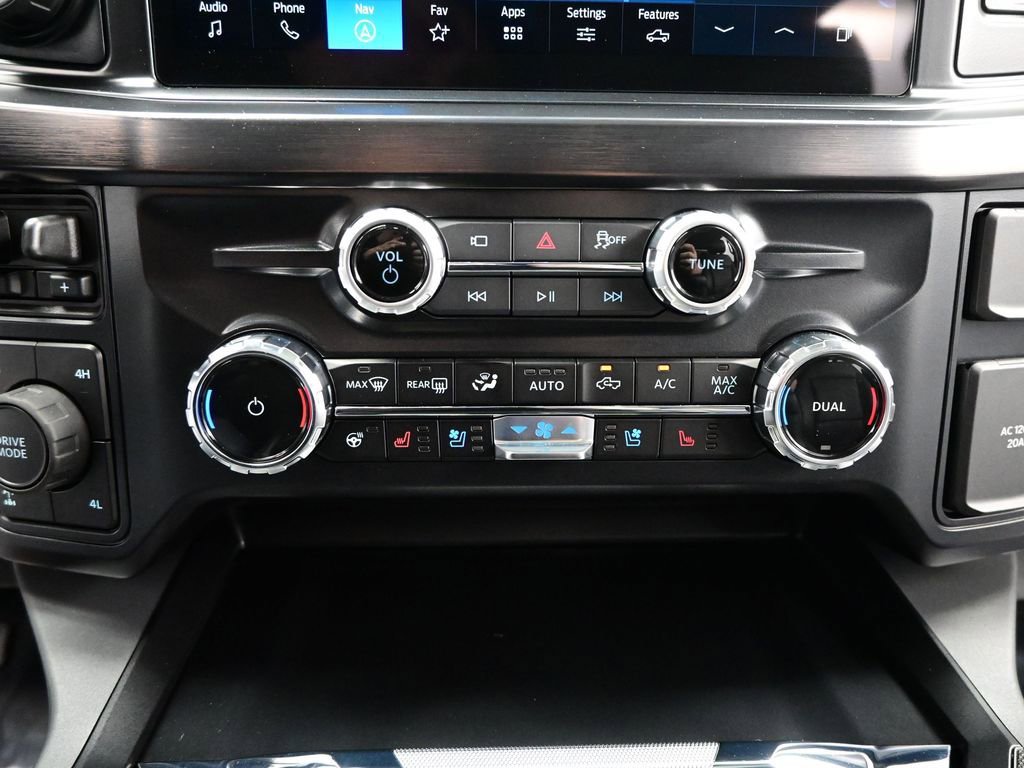 Used 2026 Ford F350 Lariat w/ Black Appearance Package image 16