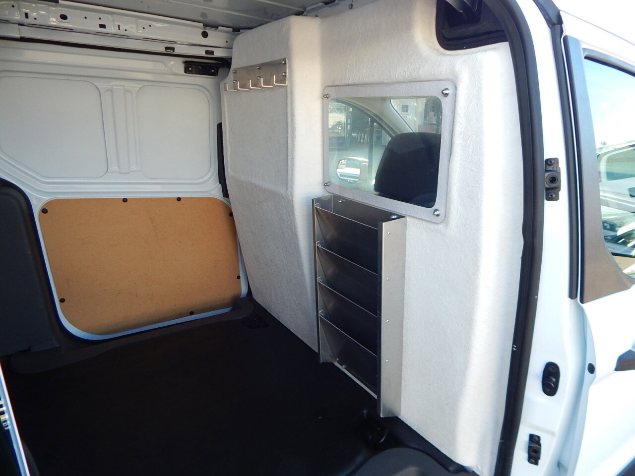 Used 2022 Ford Transit Connect XL image 4