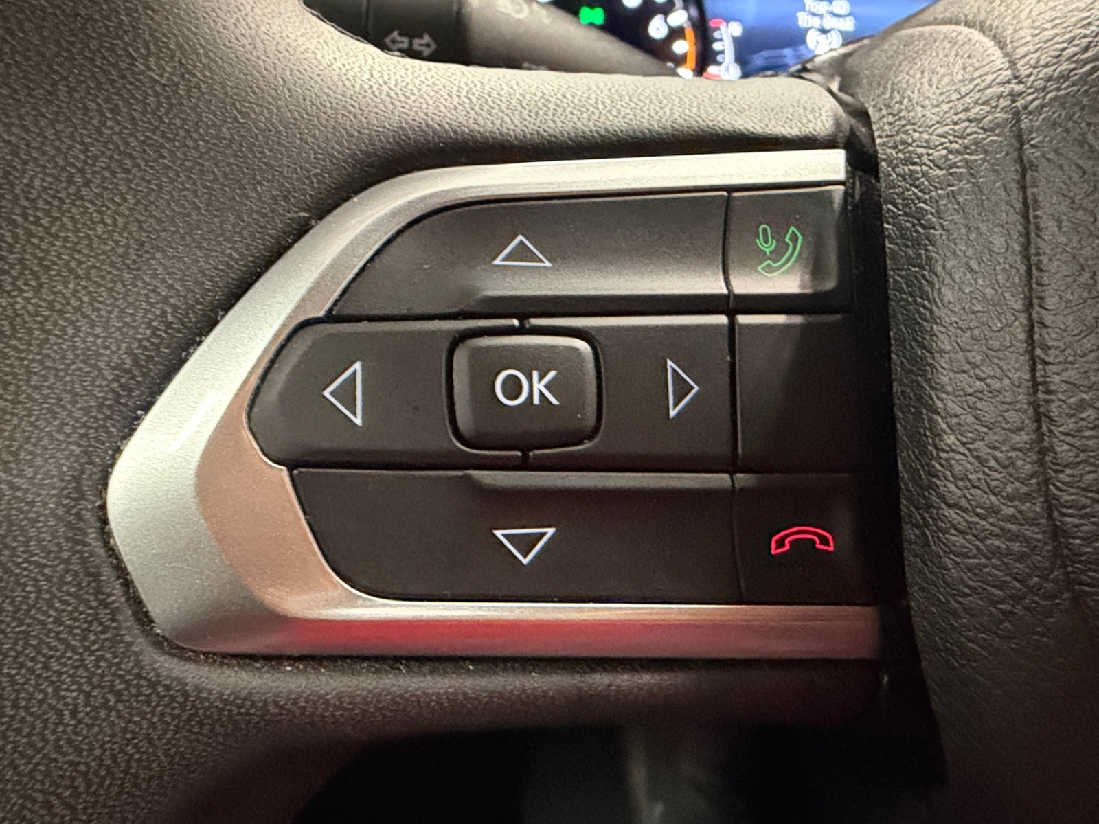 Used 2024 Jeep Compass Latitude AWD/4WD image 41