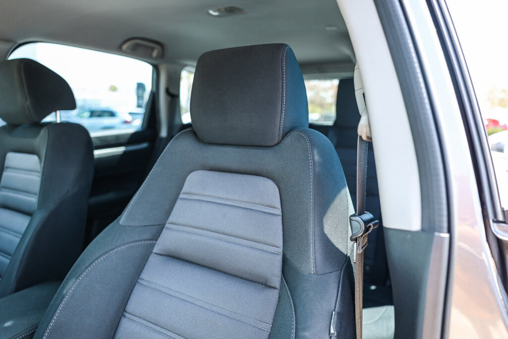 Used 2019 Honda CR-V LX image 15