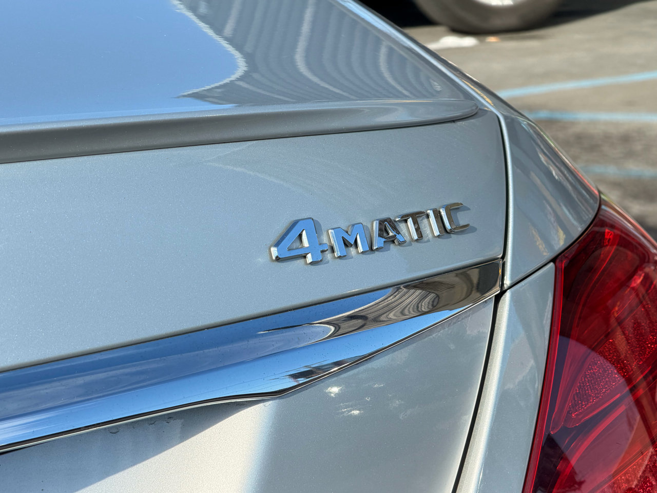 Used 2019 Mercedes-Benz E 300 4MATIC image 9