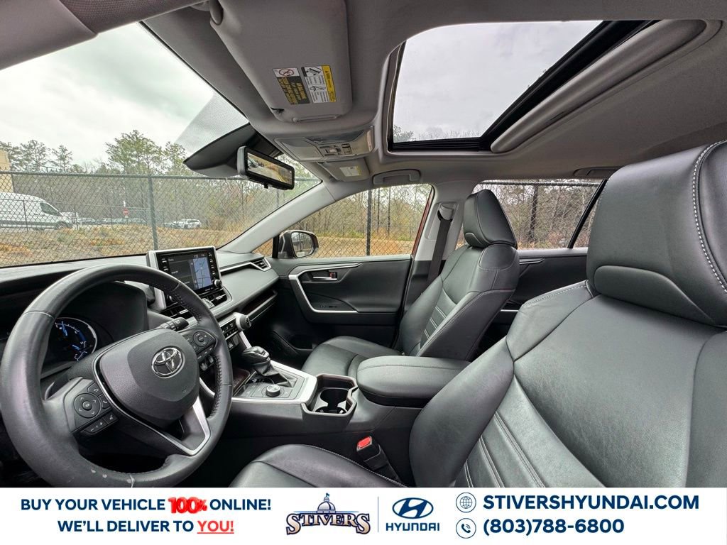 Used 2019 Toyota RAV4 Limited image 23