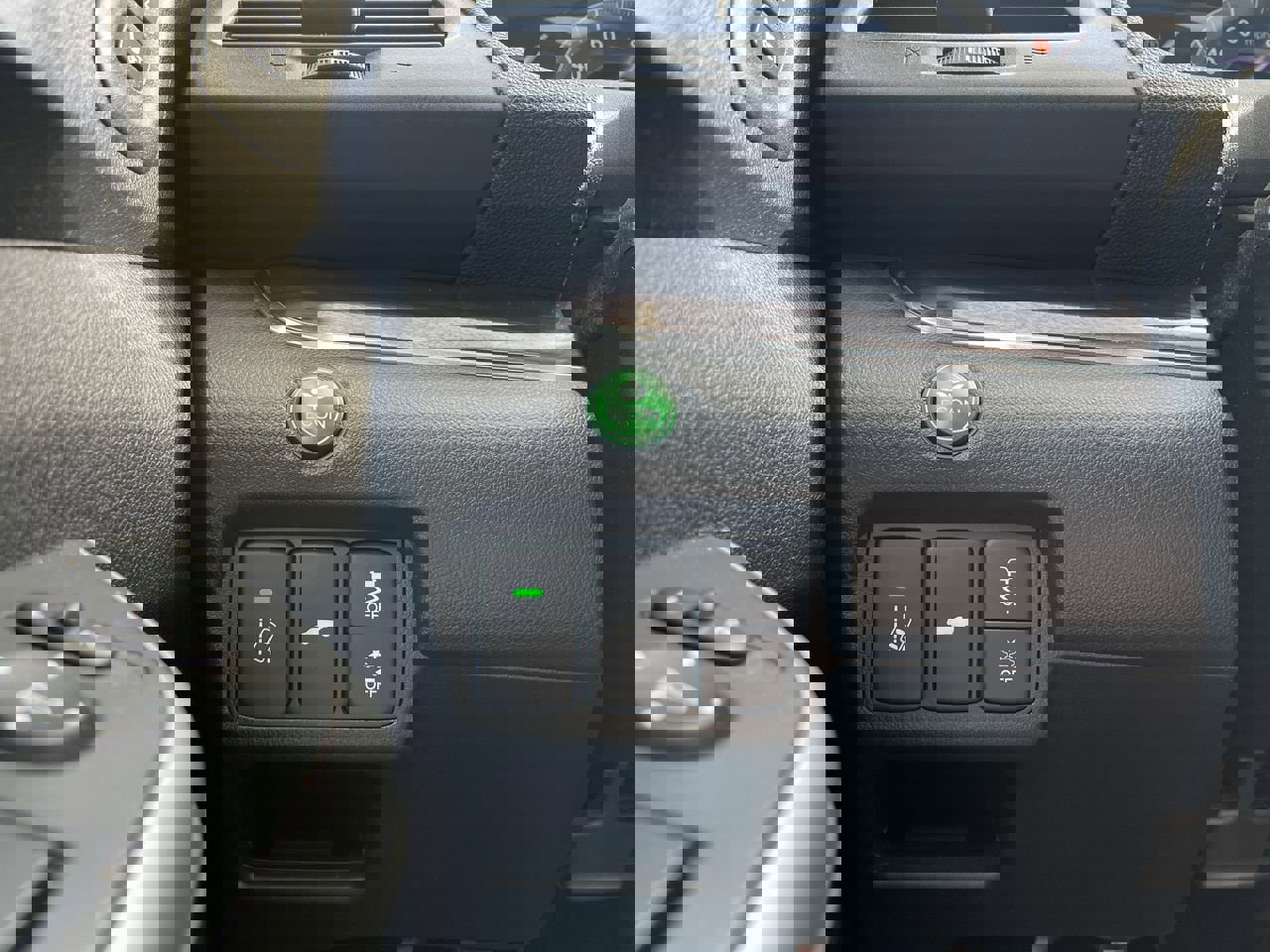 Used 2016 Honda CR-V Touring image 31