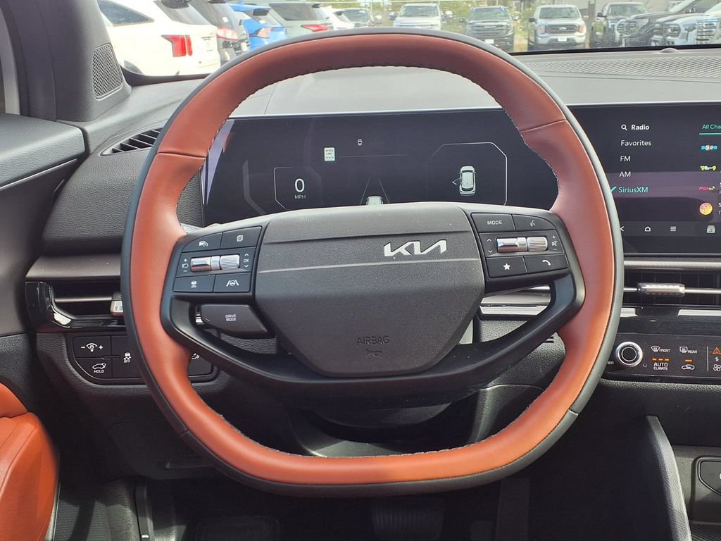 Certified 2026 Kia Sportage SX FWD image 13