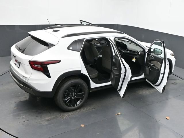 New 2026 Chevrolet Trax ACTIV FWD image 63