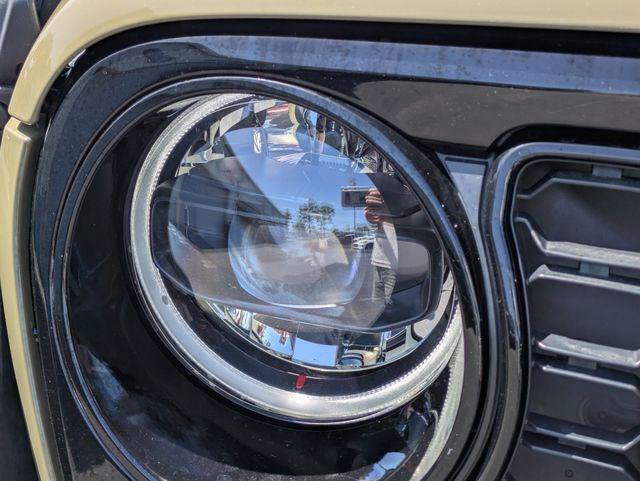 Certified 2025 Jeep Wrangler Sport AWD/4WD image 7