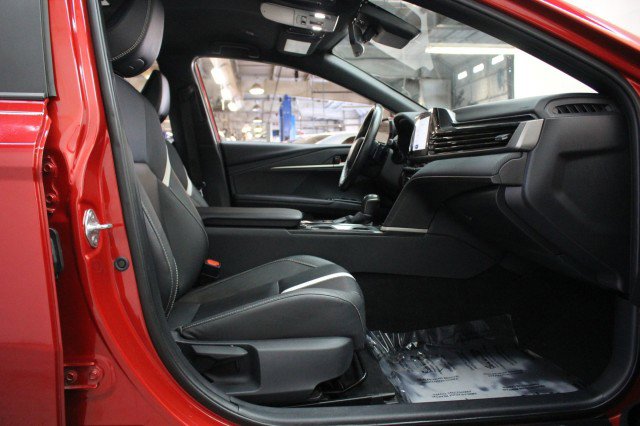Used 2025 Toyota Camry SE w/ Convenience Package image 20