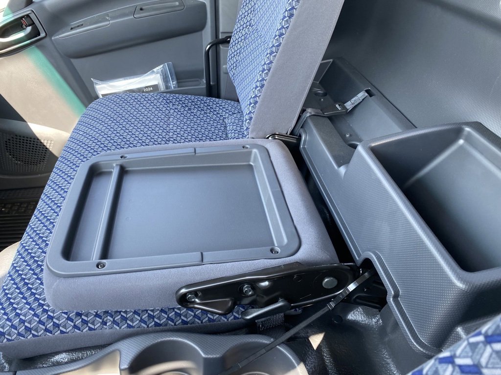 New 2024 Chevrolet Low Cab Forward image 21