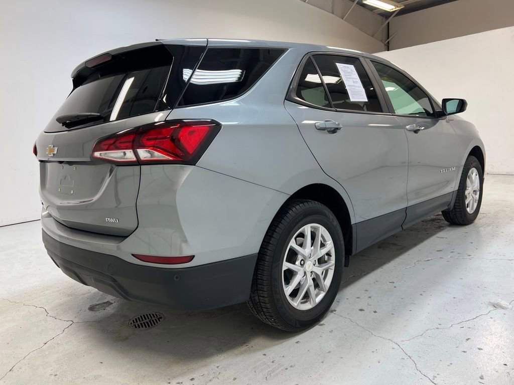 Used 2023 Chevrolet Equinox LS w/ LPO, Floor Liner Package AWD/4WD image 9
