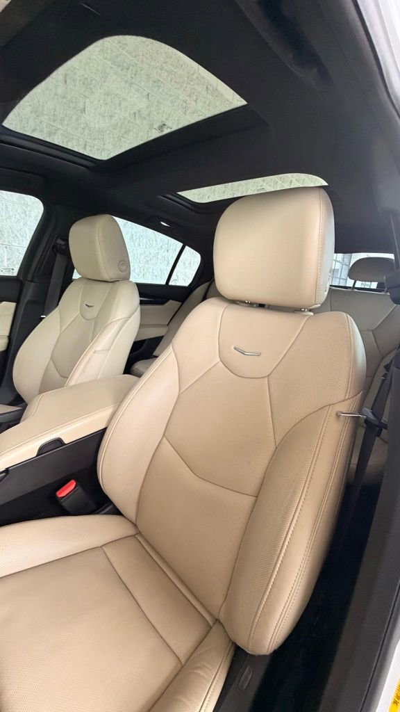 Used 2023 Cadillac CT5 Luxury AWD/4WD image 2