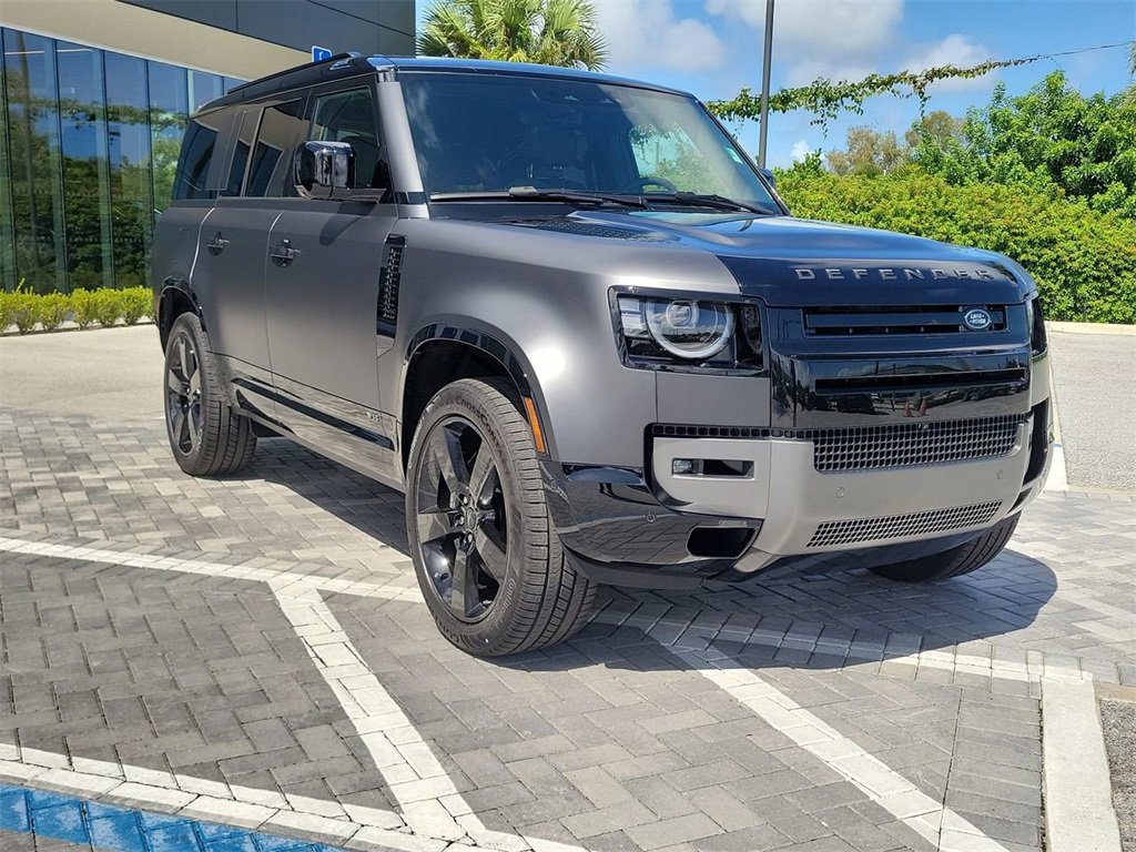 New 2026 Land Rover Defender 130 V8 image 7