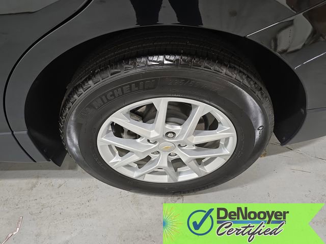 Used 2022 Chevrolet Equinox LT w/ LPO, Floor Liner Package image 31