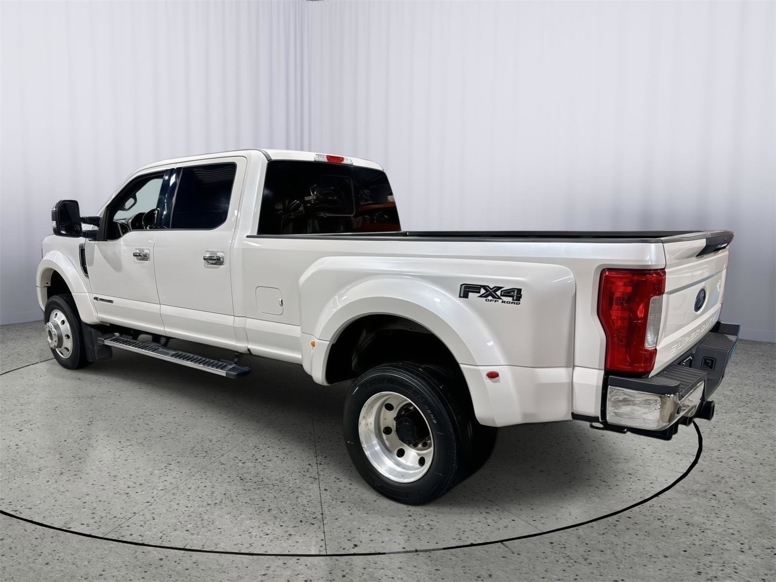Used 2019 Ford F450 Lariat w/ Lariat Ultimate Package image 10