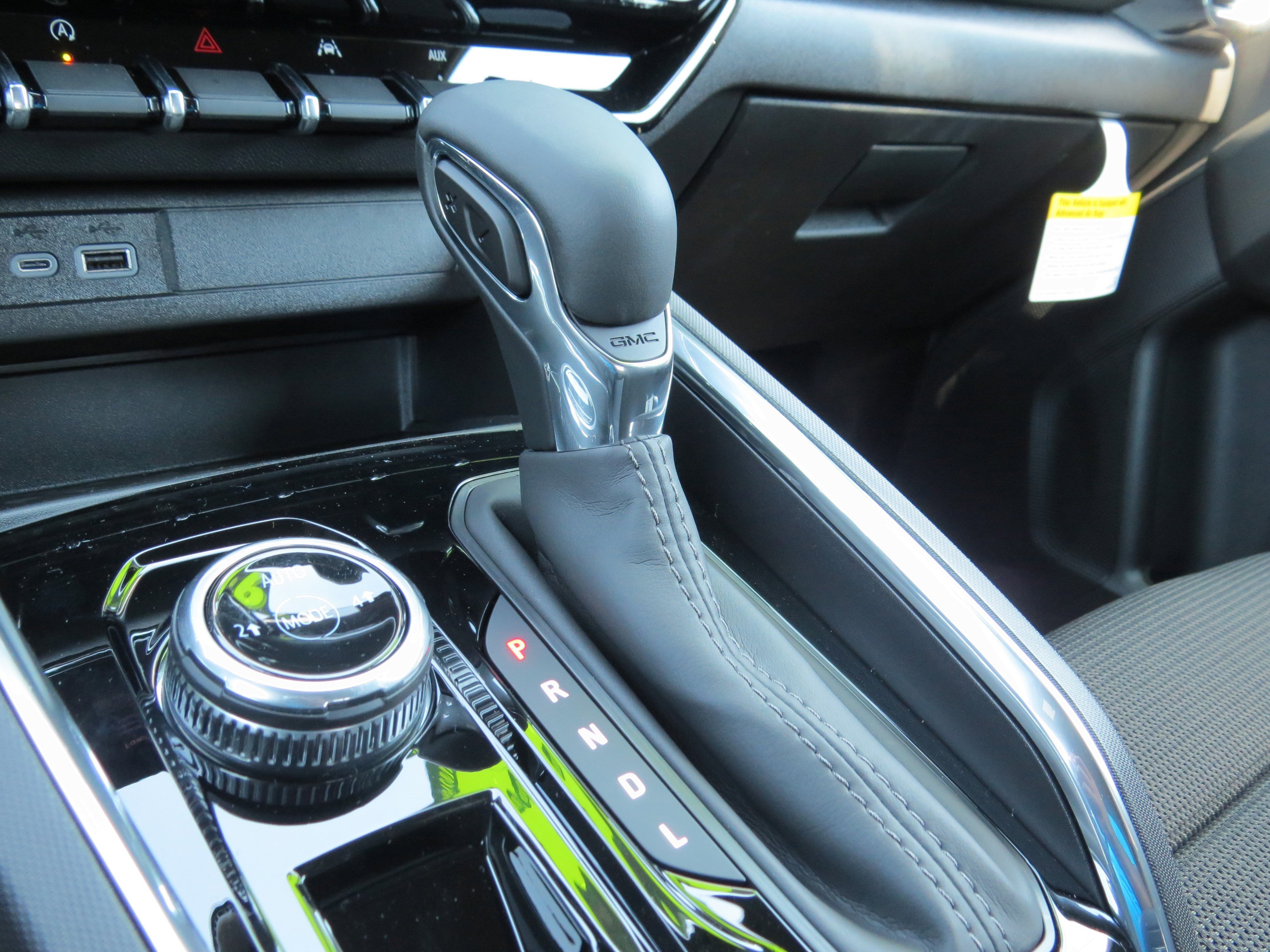 New 2026 GMC Canyon Elevation image 24