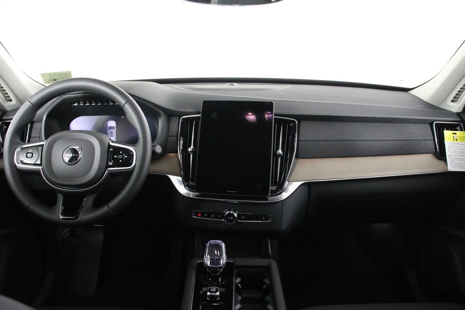New 2026 Volvo XC90 B6 Plus AWD/4WD image 5
