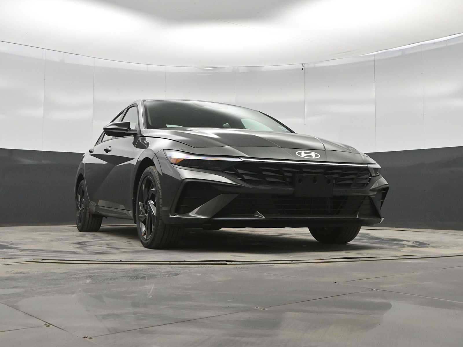 New 2026 Hyundai Elantra Sport image 31