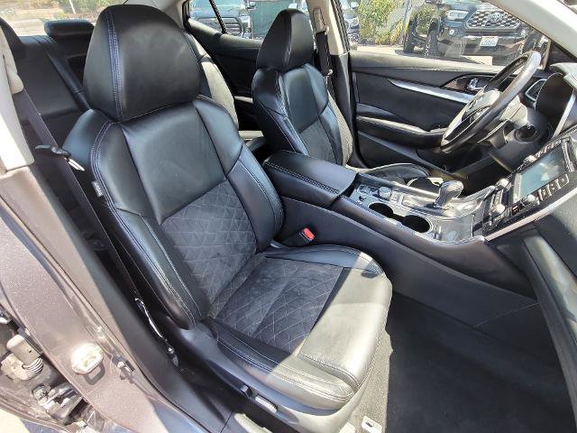 Used 2016 Nissan Maxima SR FWD image 26