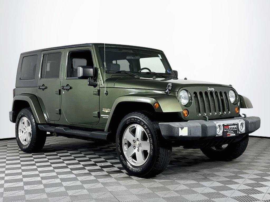 Used 2008 Jeep Wrangler Unlimited Sahara w/ Dual Top Group AWD/4WD image 1