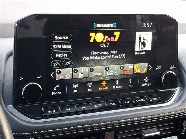 Used 2021 Nissan Rogue Platinum image 18