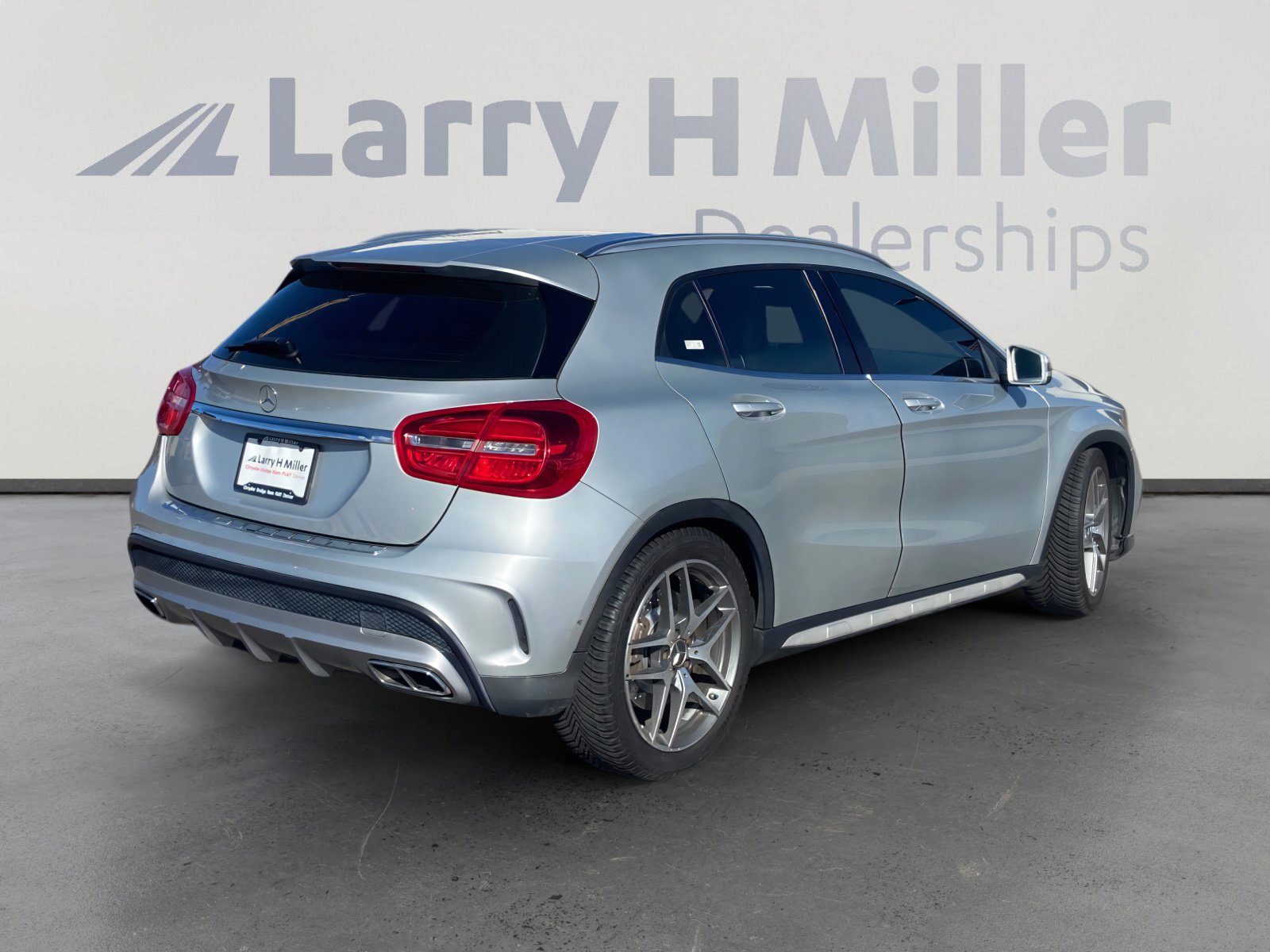 Used 2015 Mercedes-Benz GLA 45 AMG 4MATIC image 7
