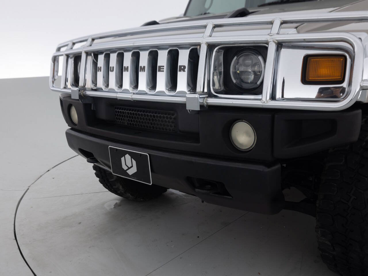 Used 2003 HUMMER H2 w/ Preferred Equipment Group AWD/4WD image 16